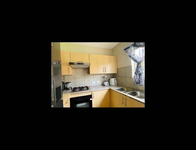 3 BEDROOM TOWNHOUSE FOR SALE IN KOSMOSDAL